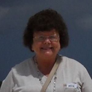 Meet your Posher, Debbie